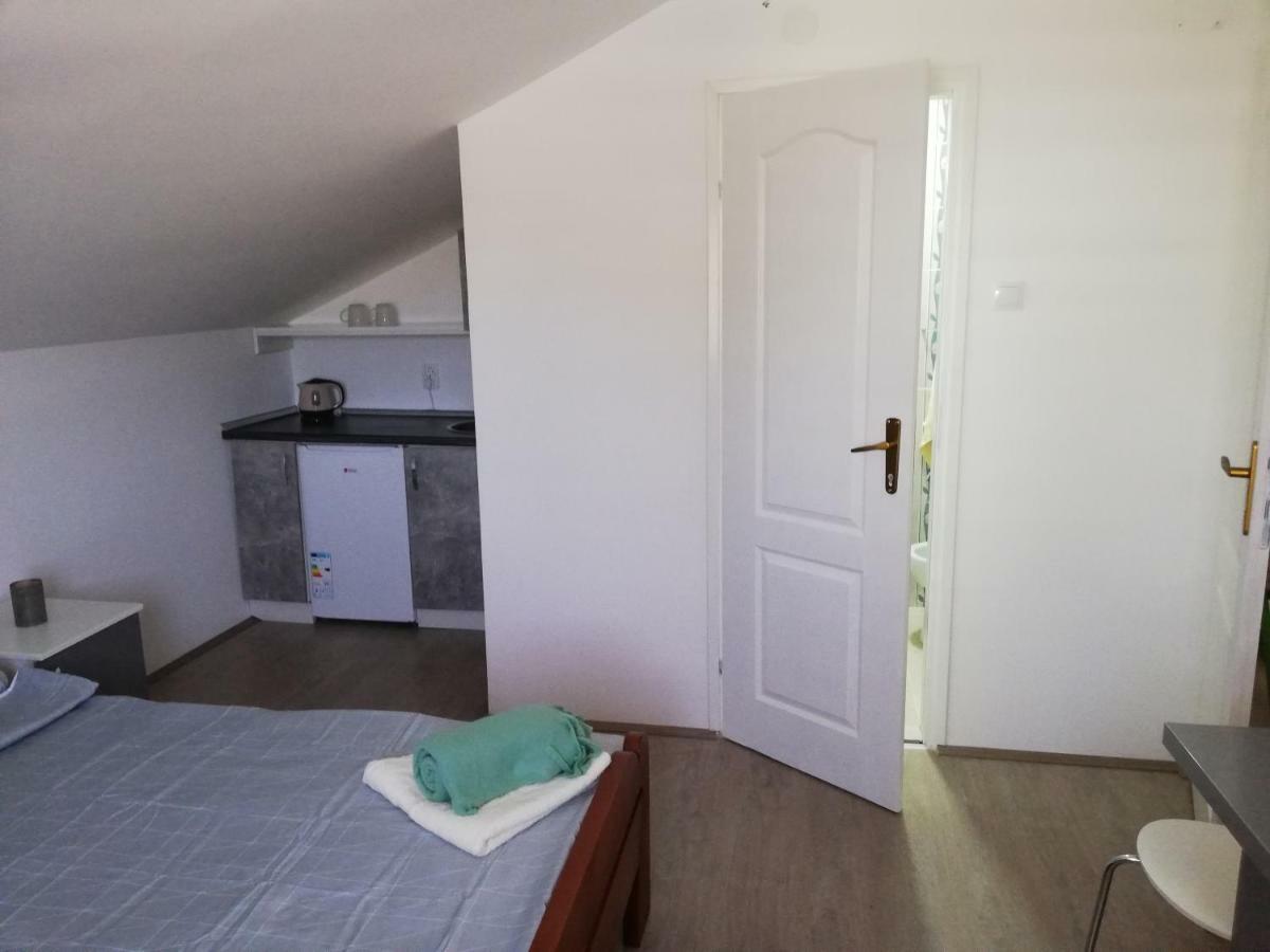 S. A. L. Prenociste Apartment Zrenjanin Exterior photo